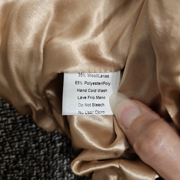 Wool Blend, Fur-trimmed Jacket - Picture 3 of 15